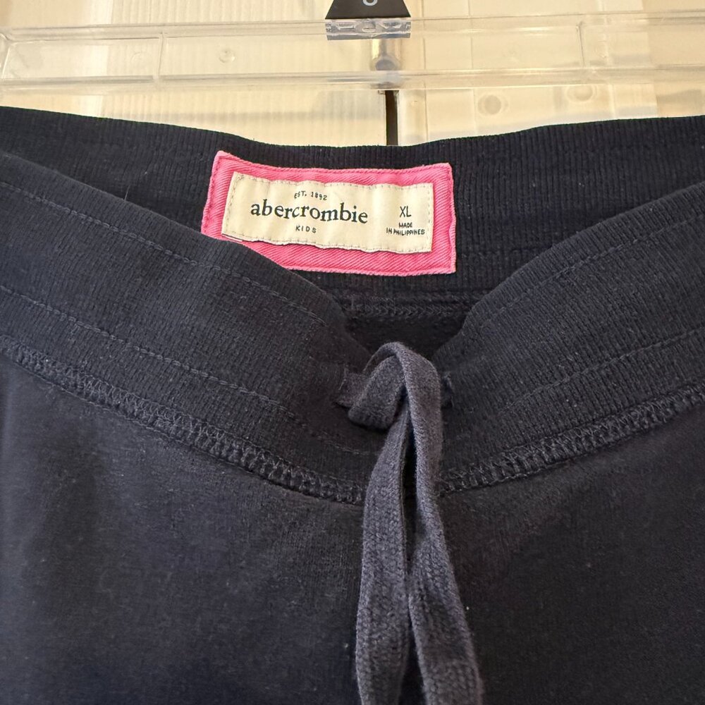 Sweatpants - Picture 2 of 6